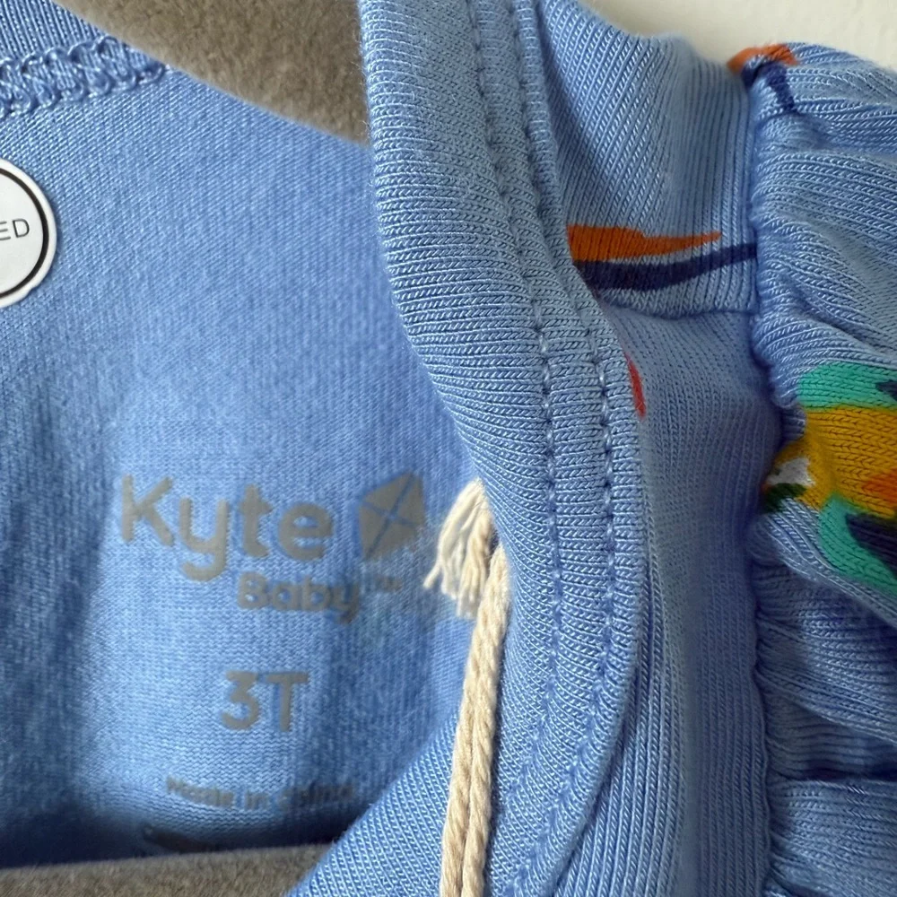 Kyte BABY Blue Macaw Bubble Romper - Picture 2 of 3
